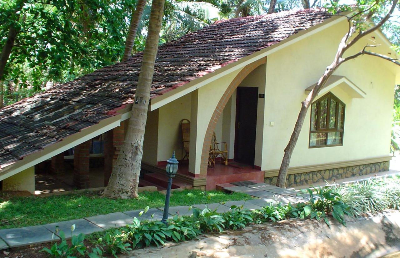 Kairali - The Ayurvedic Healing Village Palakkad Extérieur photo